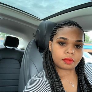 Meet your Posher, Sherry